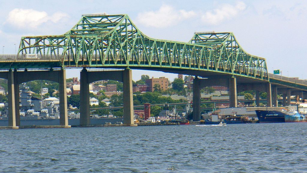 View of the Charles Braga Jr. Bridge