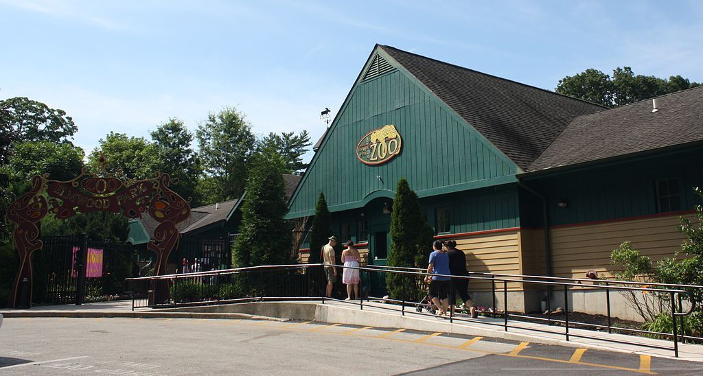 Front View of Elmwood Park Zoo in Norristown, Pennsylvania