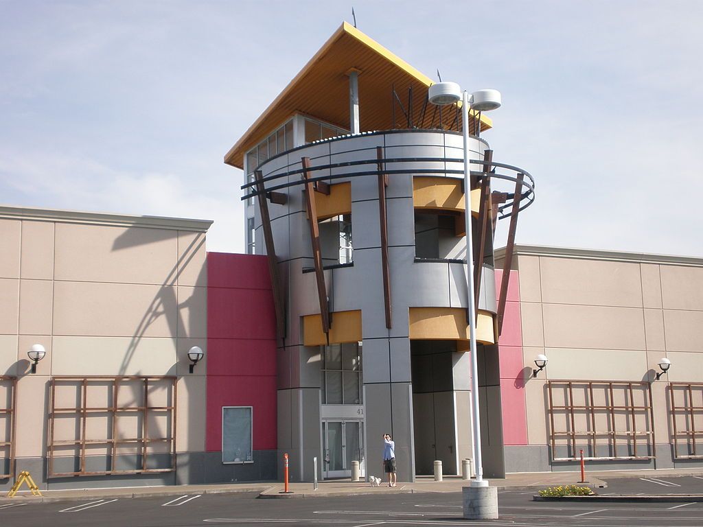 Outside View of Hillsdale Shopping Center