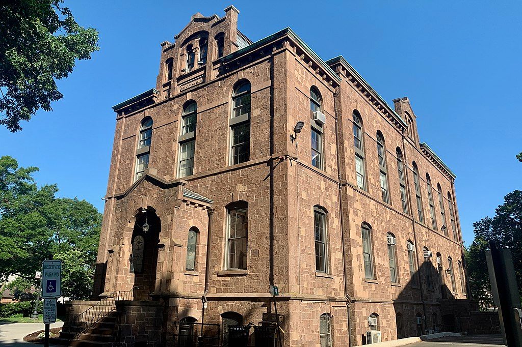 Front View of Rutgers Geology Museum