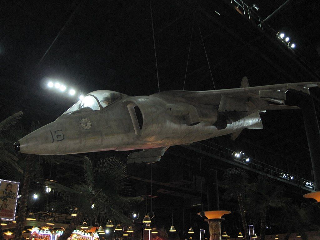 Movie Memorabilia exhibits at Hollywood Casino
