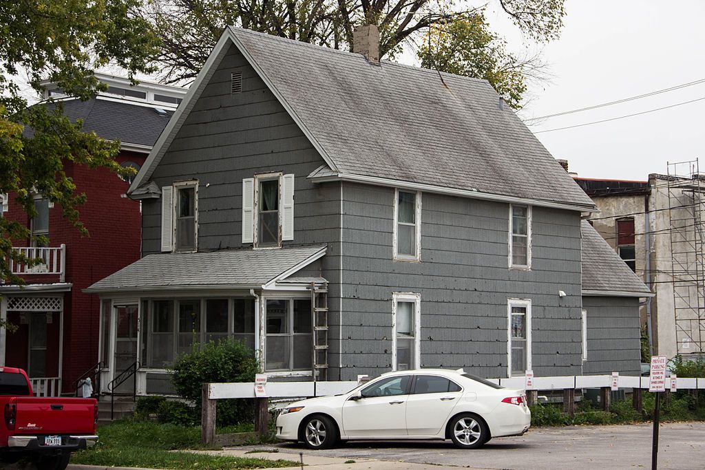 Exterior of Bregant House