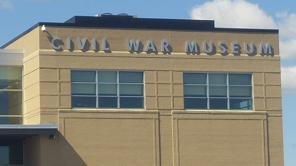 Front View of Civil War Museum
