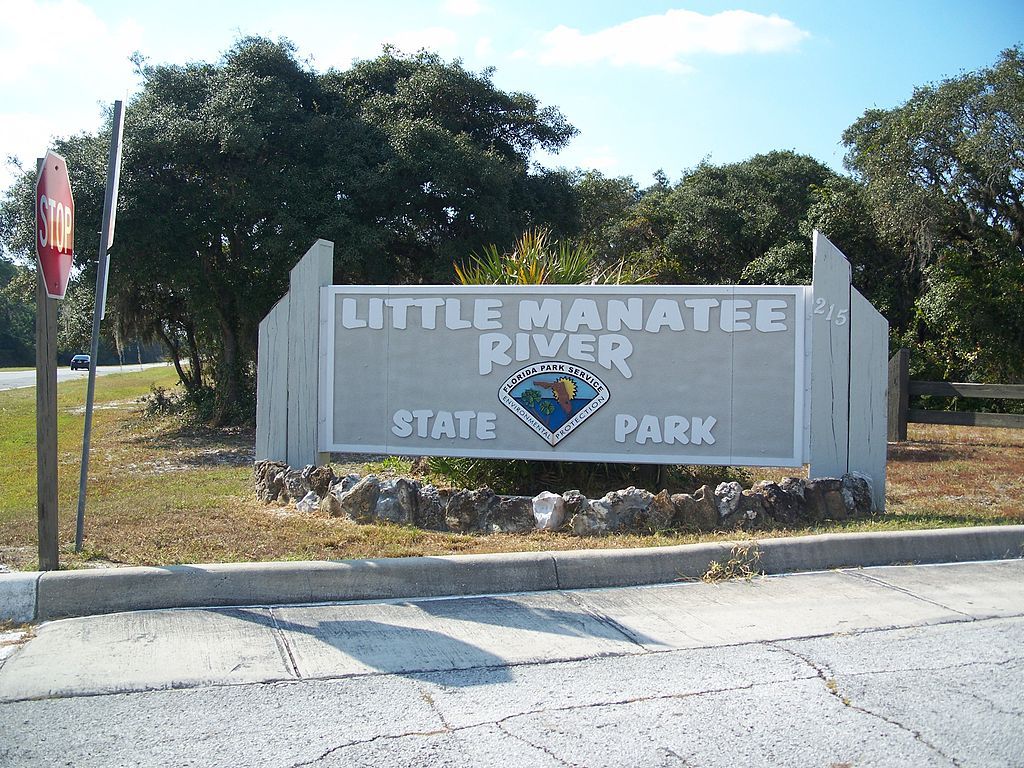 Sign in Little Manatee River State Park