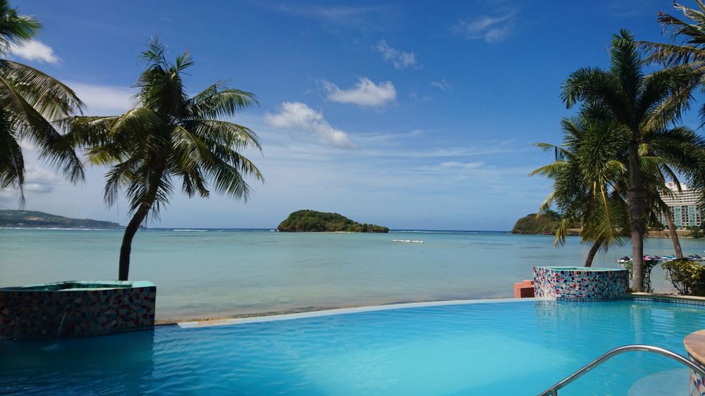 A pool near the waters of Alupat Island