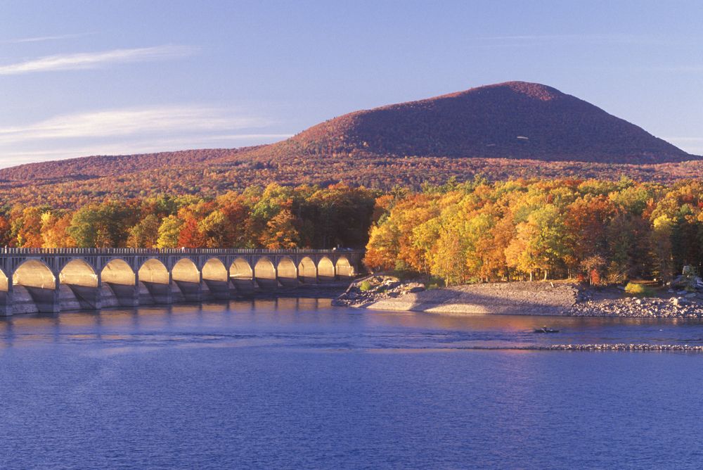 Sunny day at Ashokan Reservoir