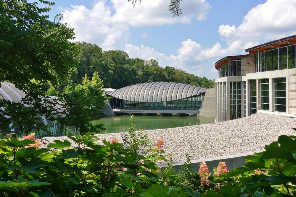 The exterior of Crystal Bridges Museum of American Art