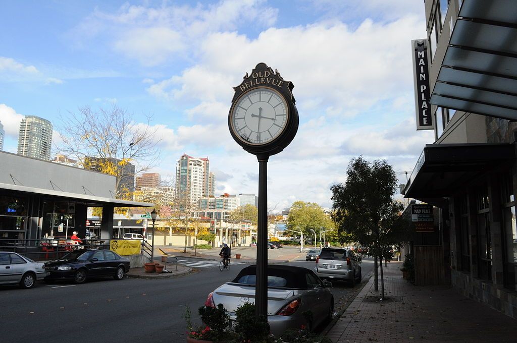 The Old Bellevue street clock