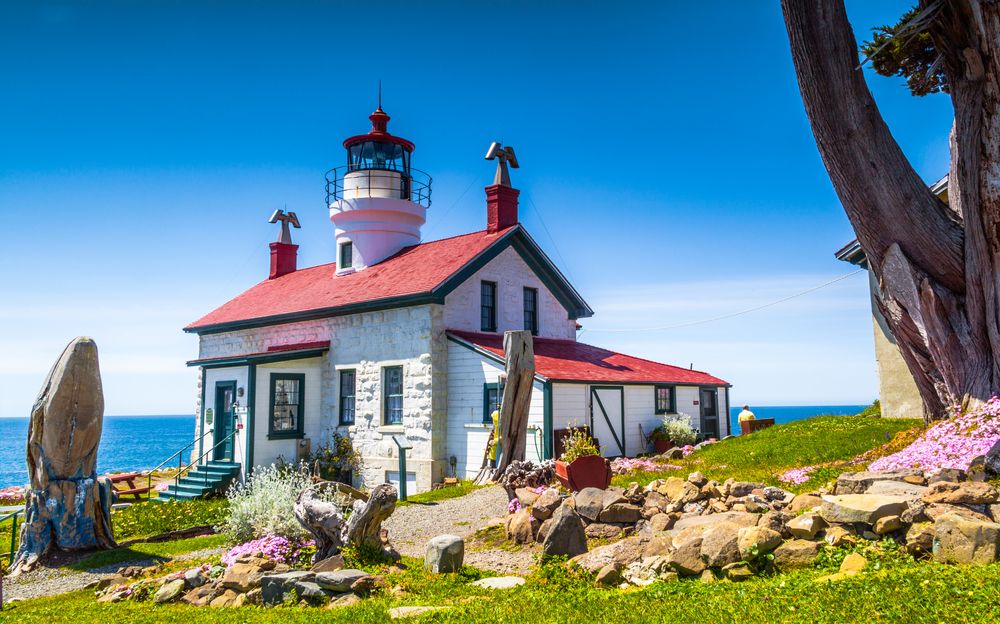 Facade of Battery Point Lighthouse