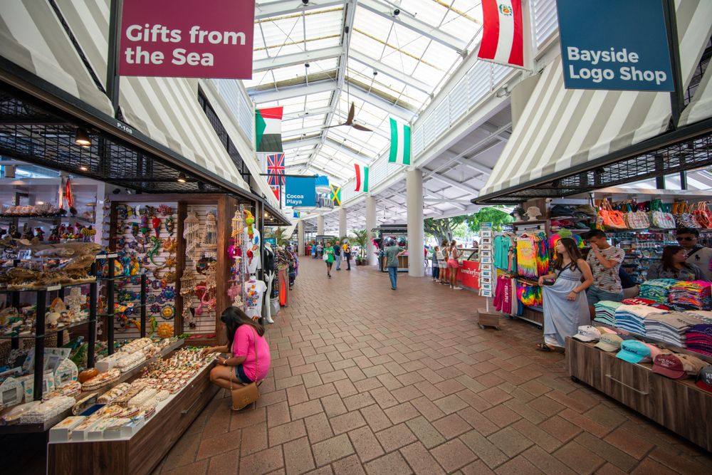Shops at Bayside Marketplace