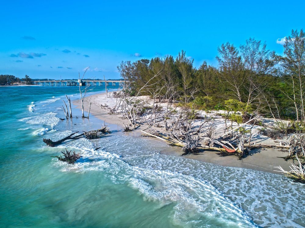 Aerial view of Beer Can Island