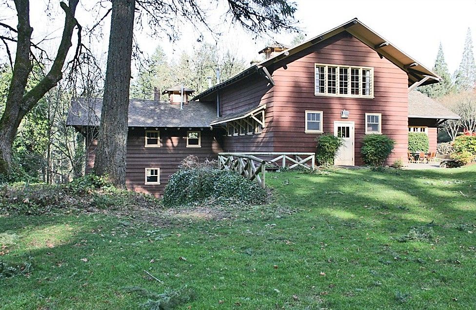Stable at Belle Ainsworth Jenkins Estate