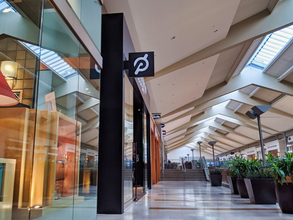 Stores at Bellevue Square