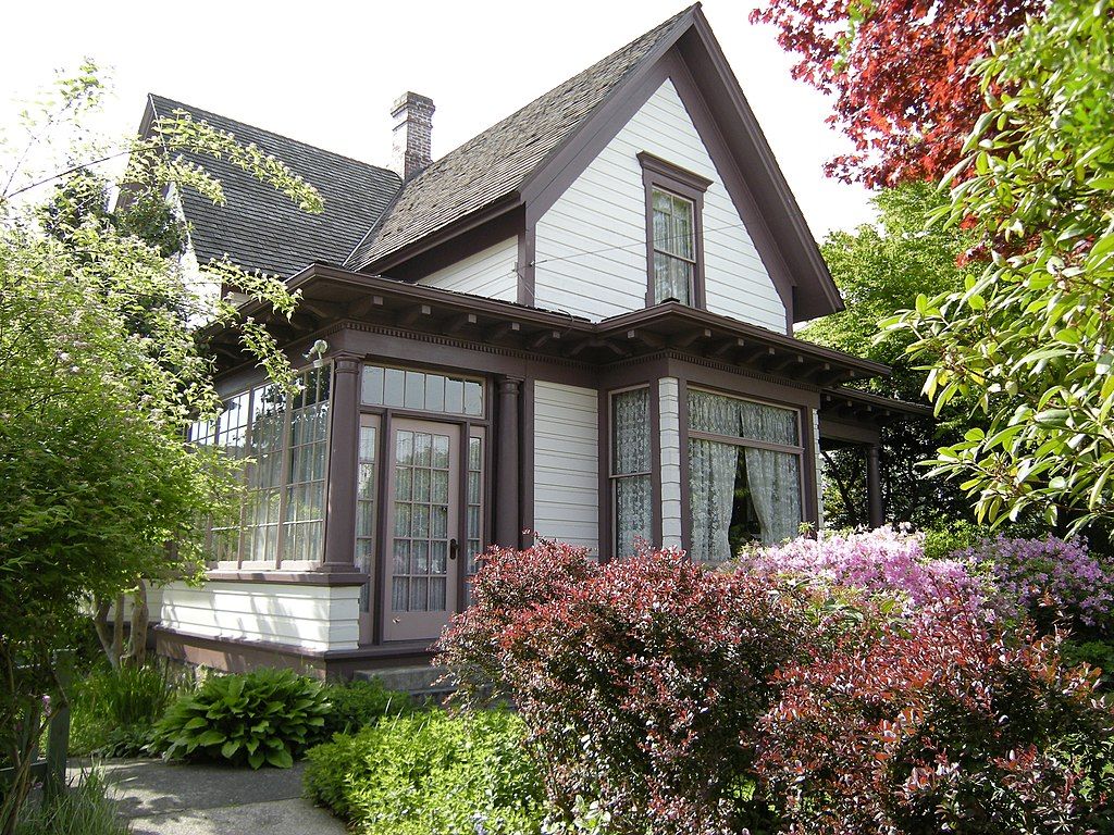 Exterior view of Blackman House Museum
