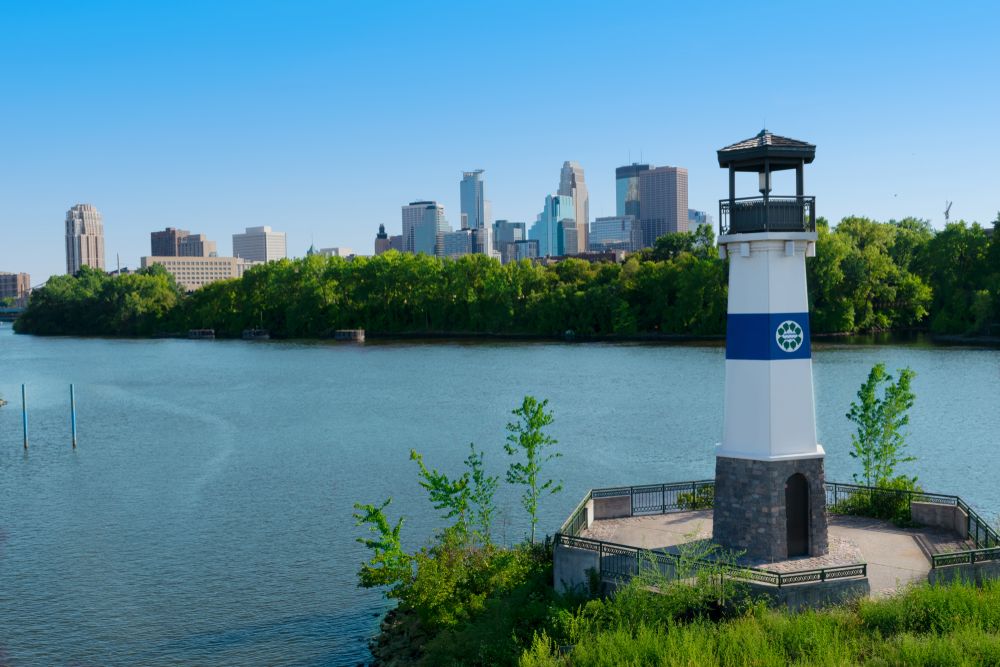 Scenic view of Boom Island Park