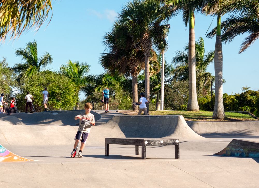 Kids skating at Bradenton Riverwalk