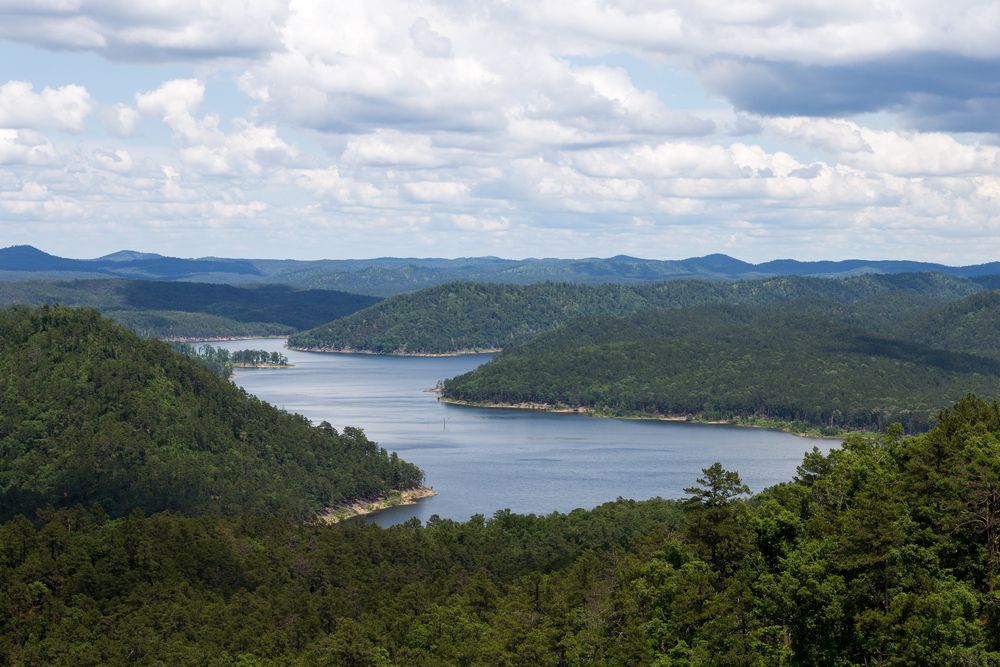 Scenic view of Broken Bow Lake