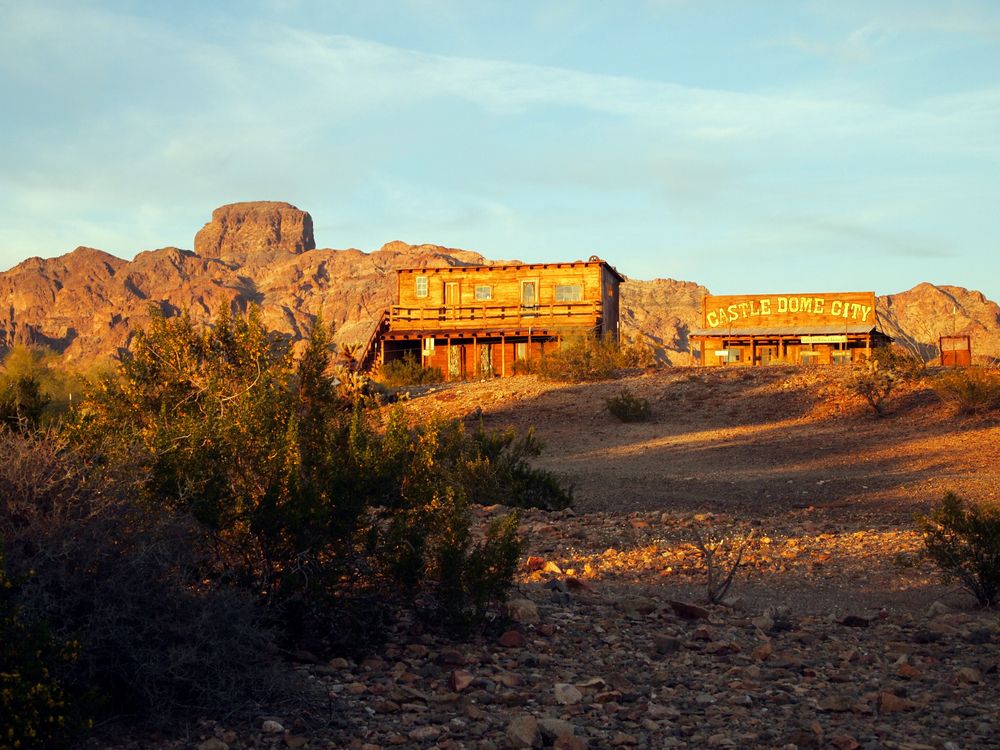 The two main buildings of Castle Dome Mines Museum