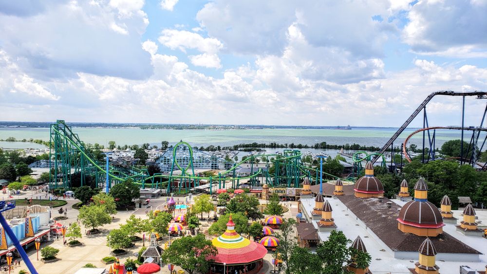 Aerial viiew of Cedar point, Sandusky