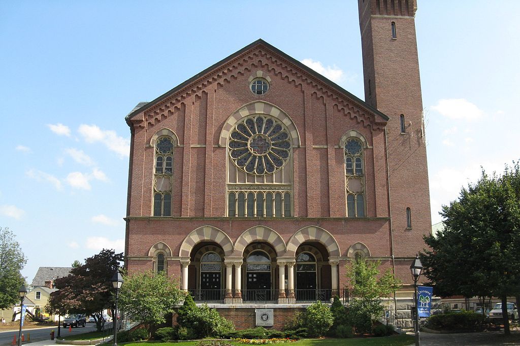 Exterior view of Chicopee City Hall