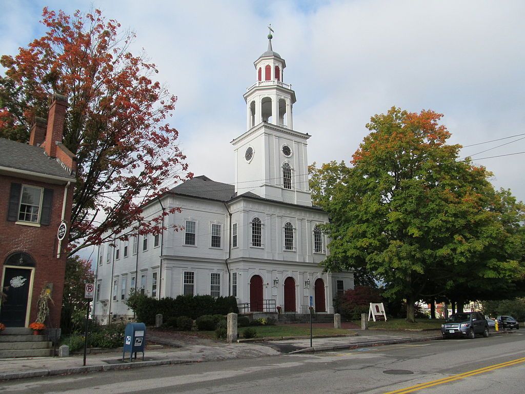 Front View of Congregational Church in Exeter