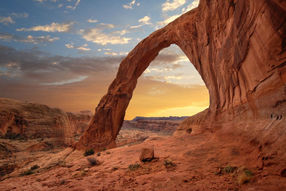 Photos at Corona Arch in Moab, UT
