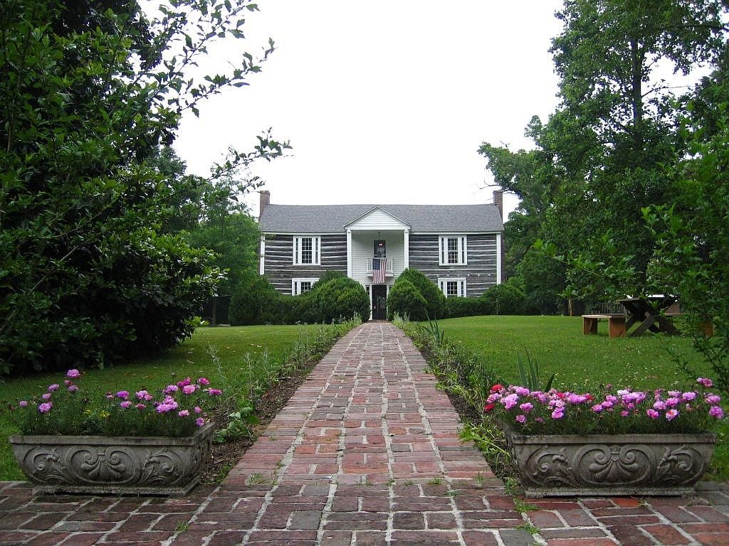 View of Davies Manor Plantation