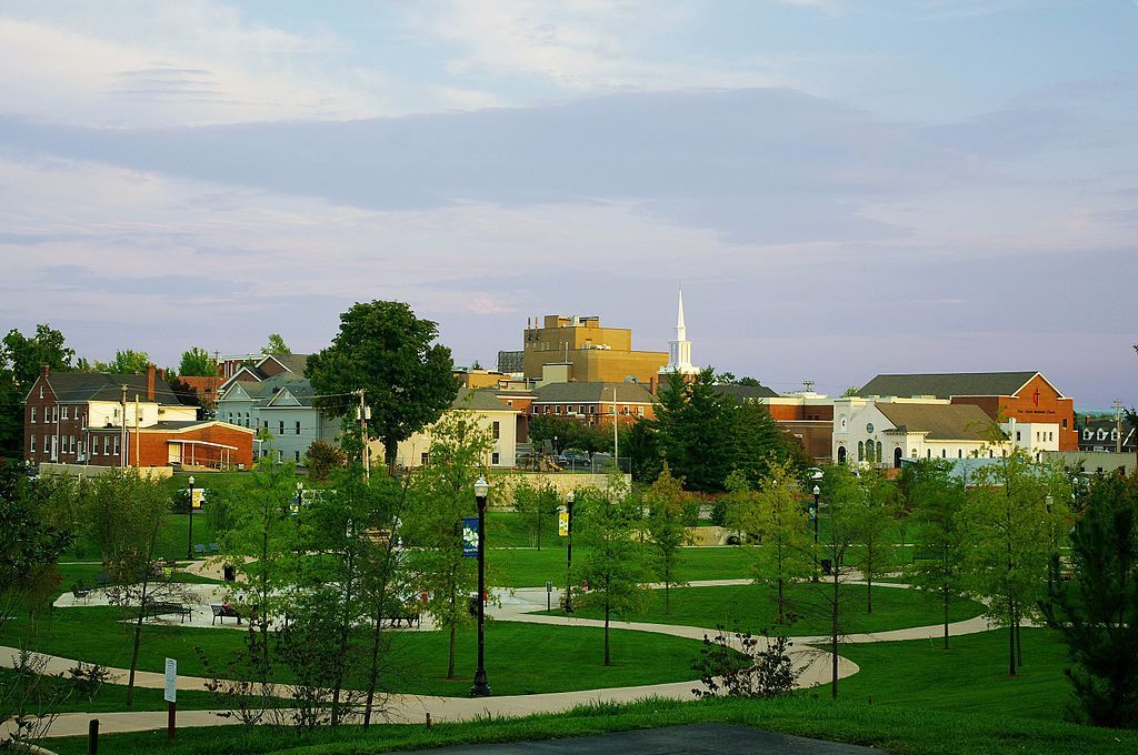 Landscape of Dogwood Park