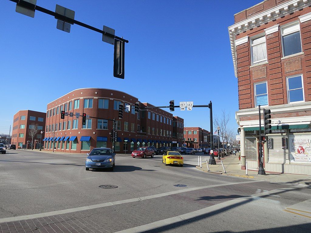 The road of Downtown Edwardsville
