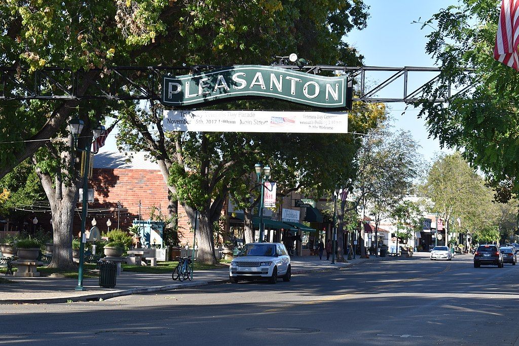 Entryway of Downtown Pleasanton