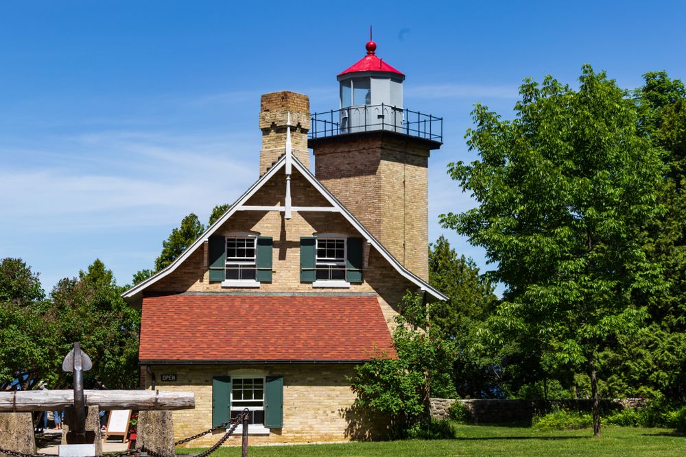 Exterior of Eagle Bluff Lighthouse