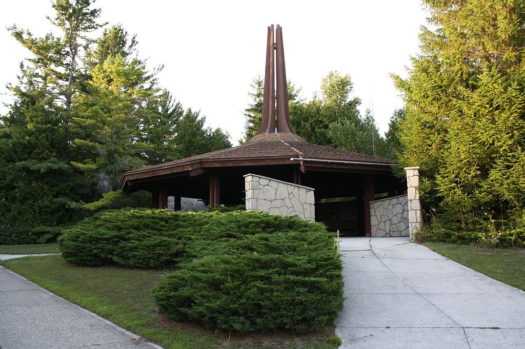 Daytime view of the Father Marquette National Memorial