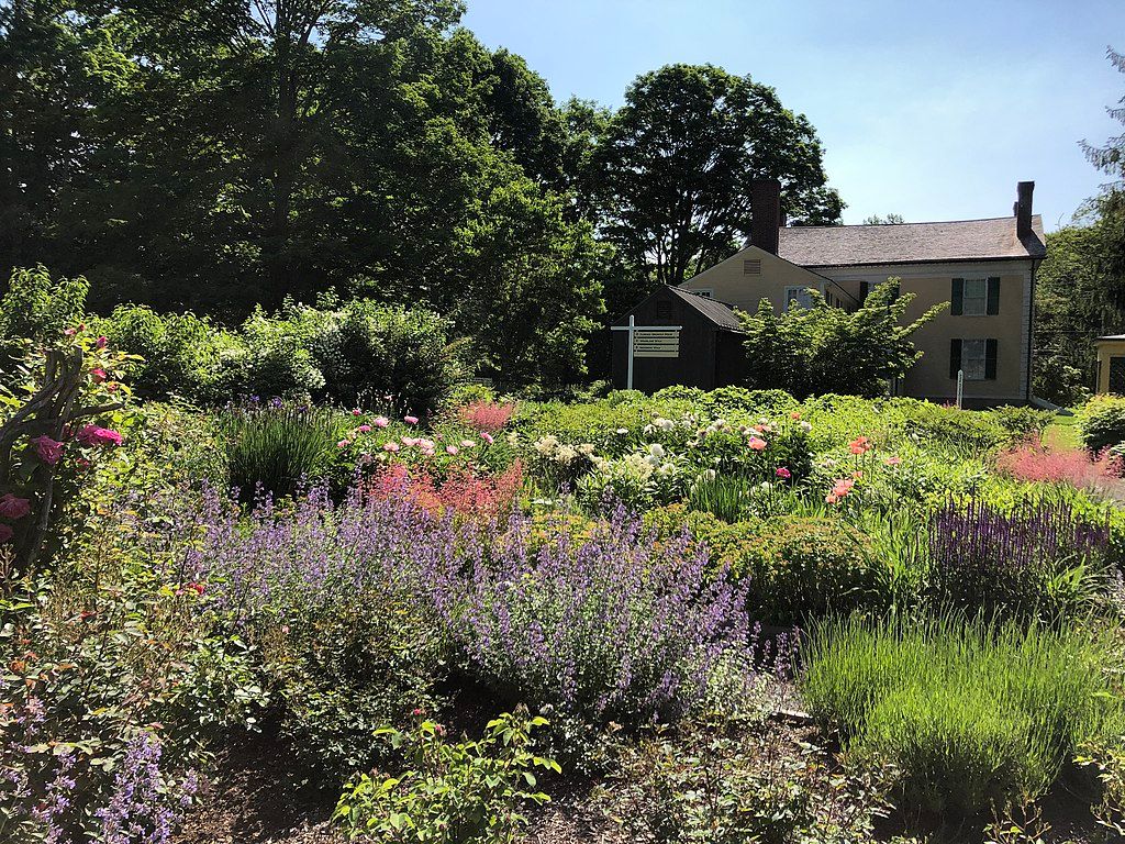 Garden at Florence Griswold Museum