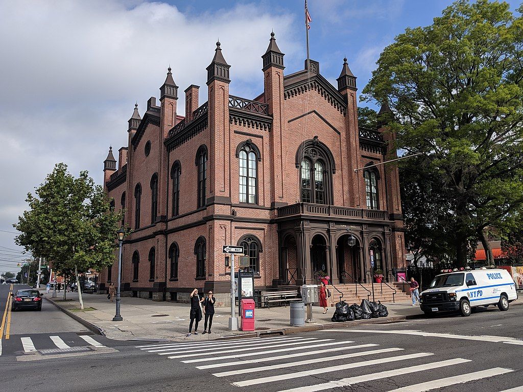 Exterior view of Flushing Town Hall