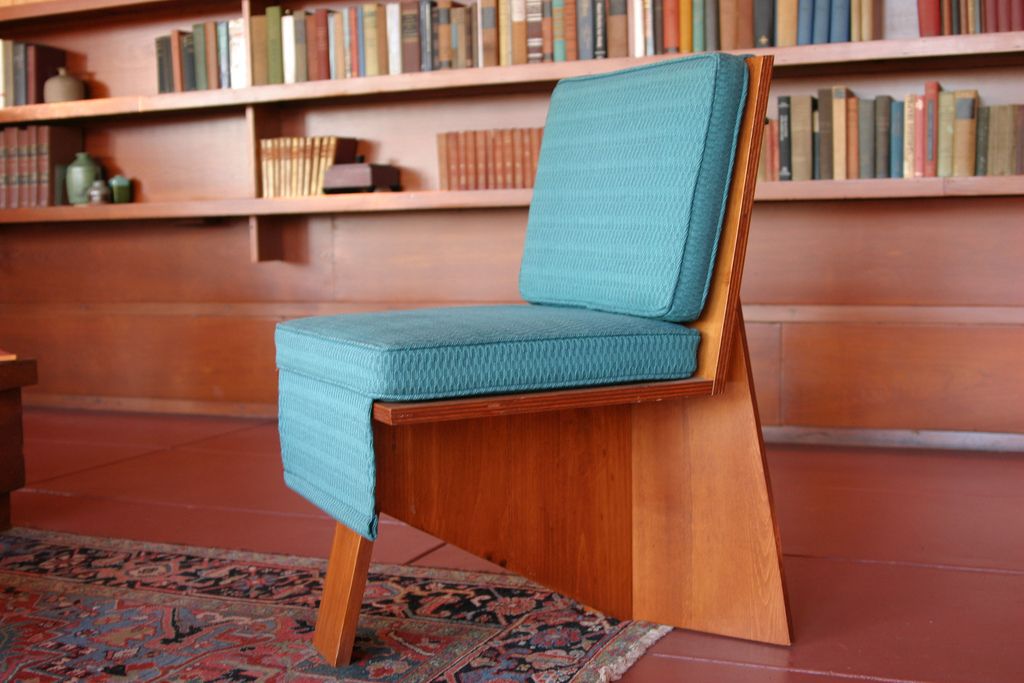 Interior view of Frank Lloyd Wright's Rosenbaum House