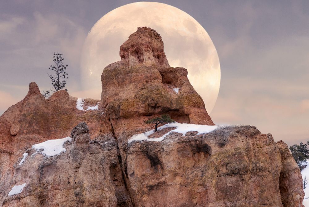 Full Moon at Bryce Canyon