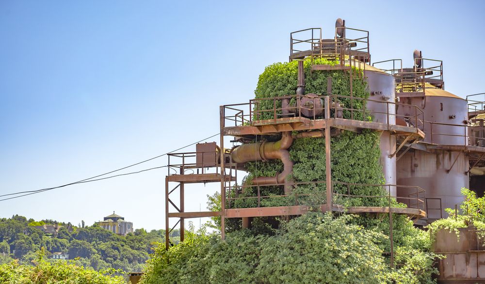 Abandoned machineries at Gas Works Park