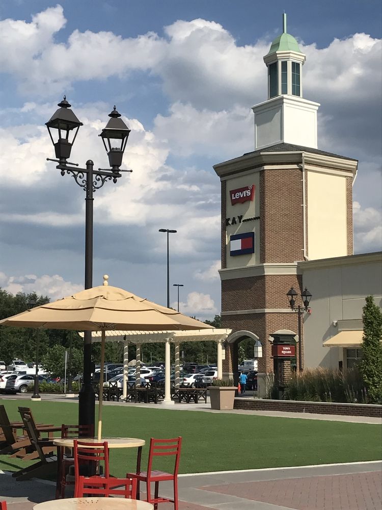 View of Gloucester Premium Outlets