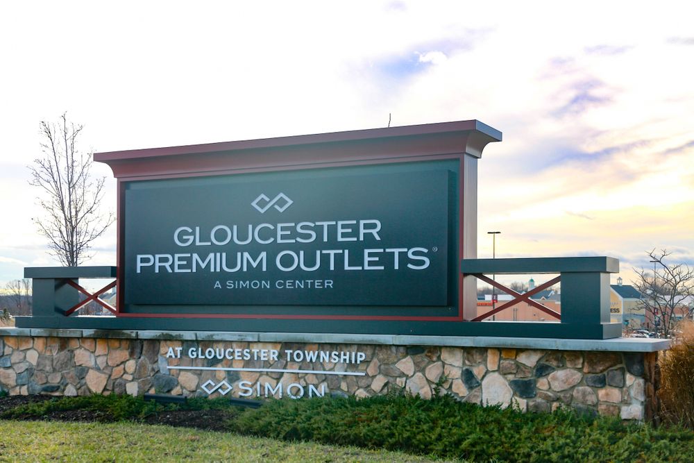 Signage of Gloucester Premium Outlets