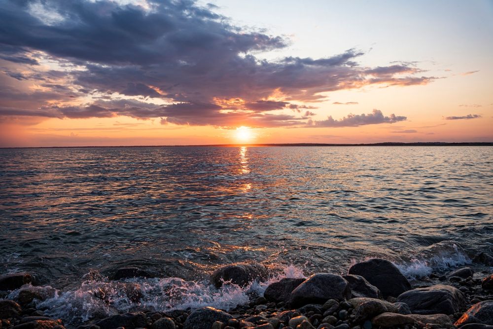 Stunning sunset in Gooseberry Island