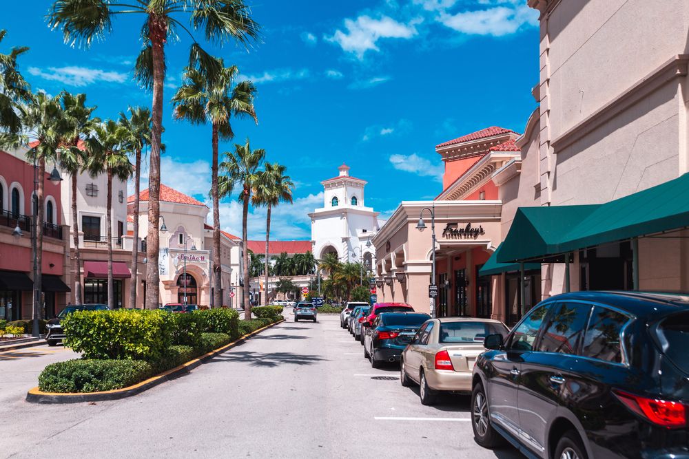 The grounds of Gulfstream Park Racing and Casino