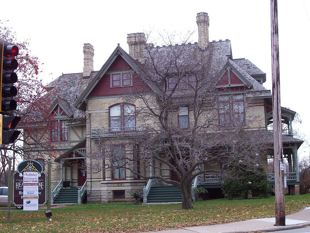 Exterior of Hearthstone Historic House