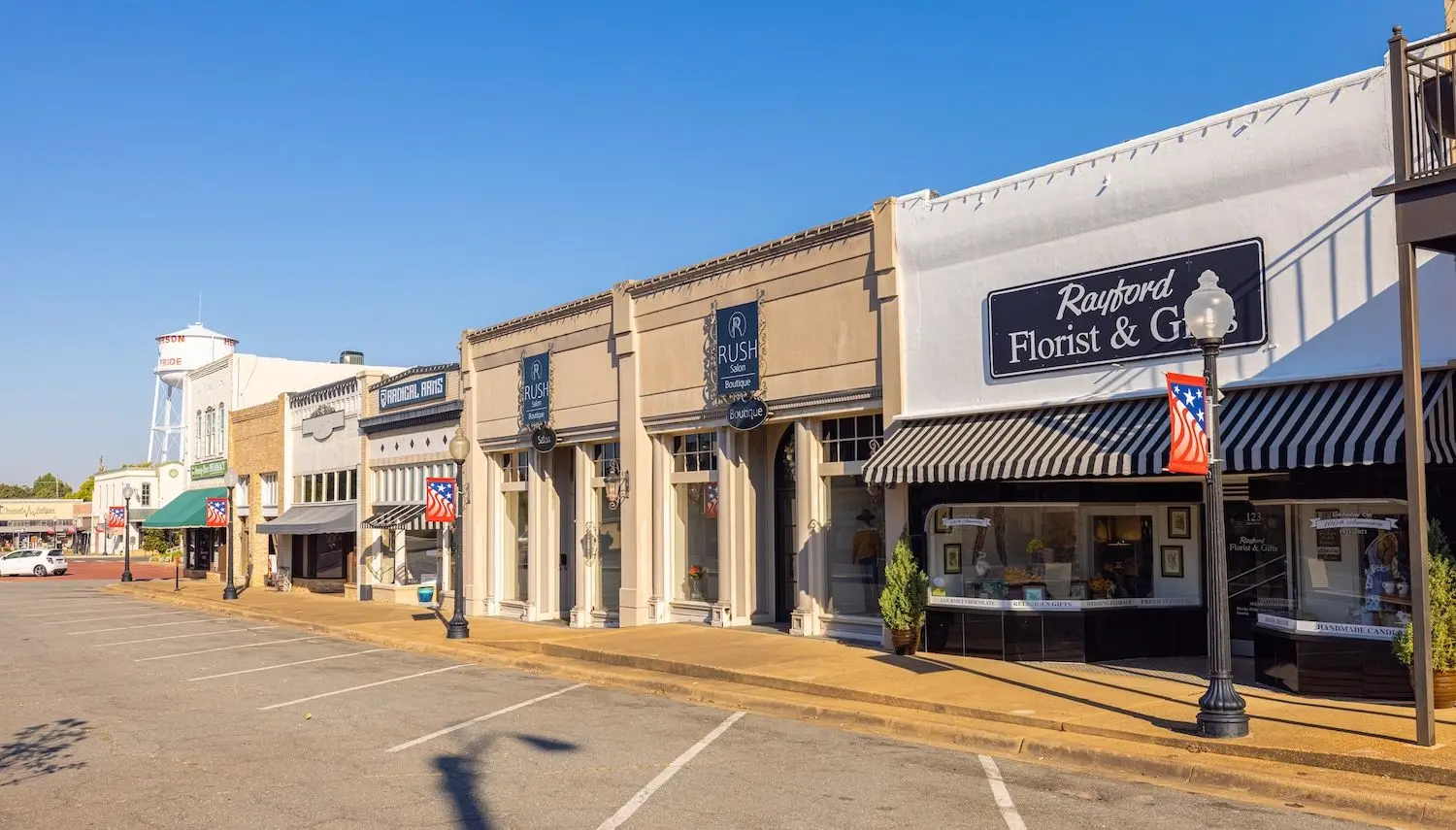 15 Best Things to Do in Henderson, TX