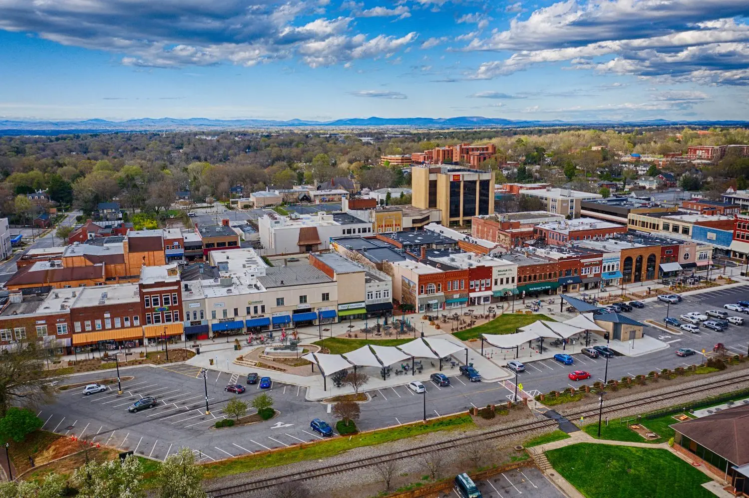 20 Best Things to Do in Hickory, NC