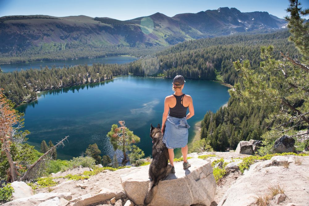 Hiking at Mammoth lake