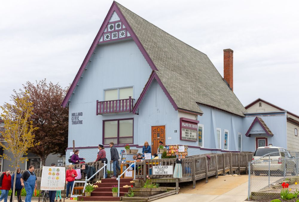 Exterior of Holland Civic Theater