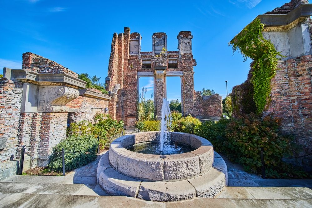 Fountain at the Holliday Park