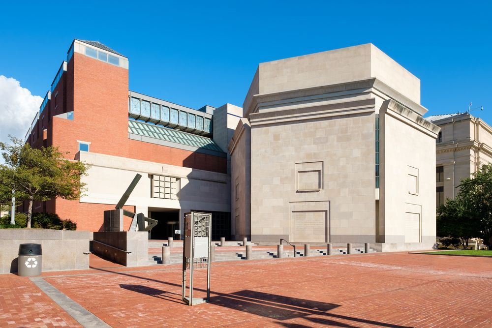 Holocaust Museum