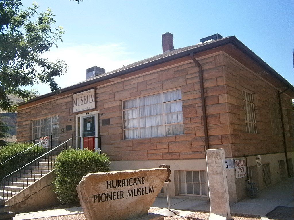 Front View of Pioneer Corner Museum