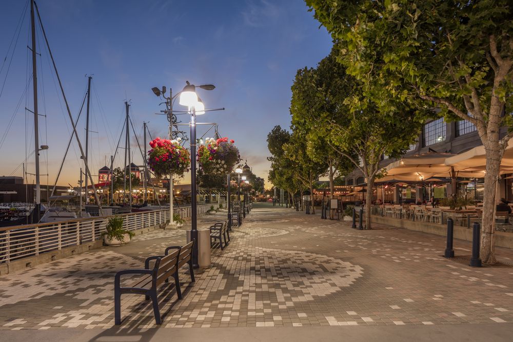 Restaurants at Jack London Square Waterfront